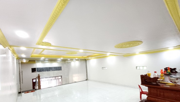 Bán nhà giáp Bình Chiểu, Thủ Đức, 2 tầng, DT: 150m2, ngang 6m, xe hơi ngủ trong nhà, giá 3.4 tỷ.